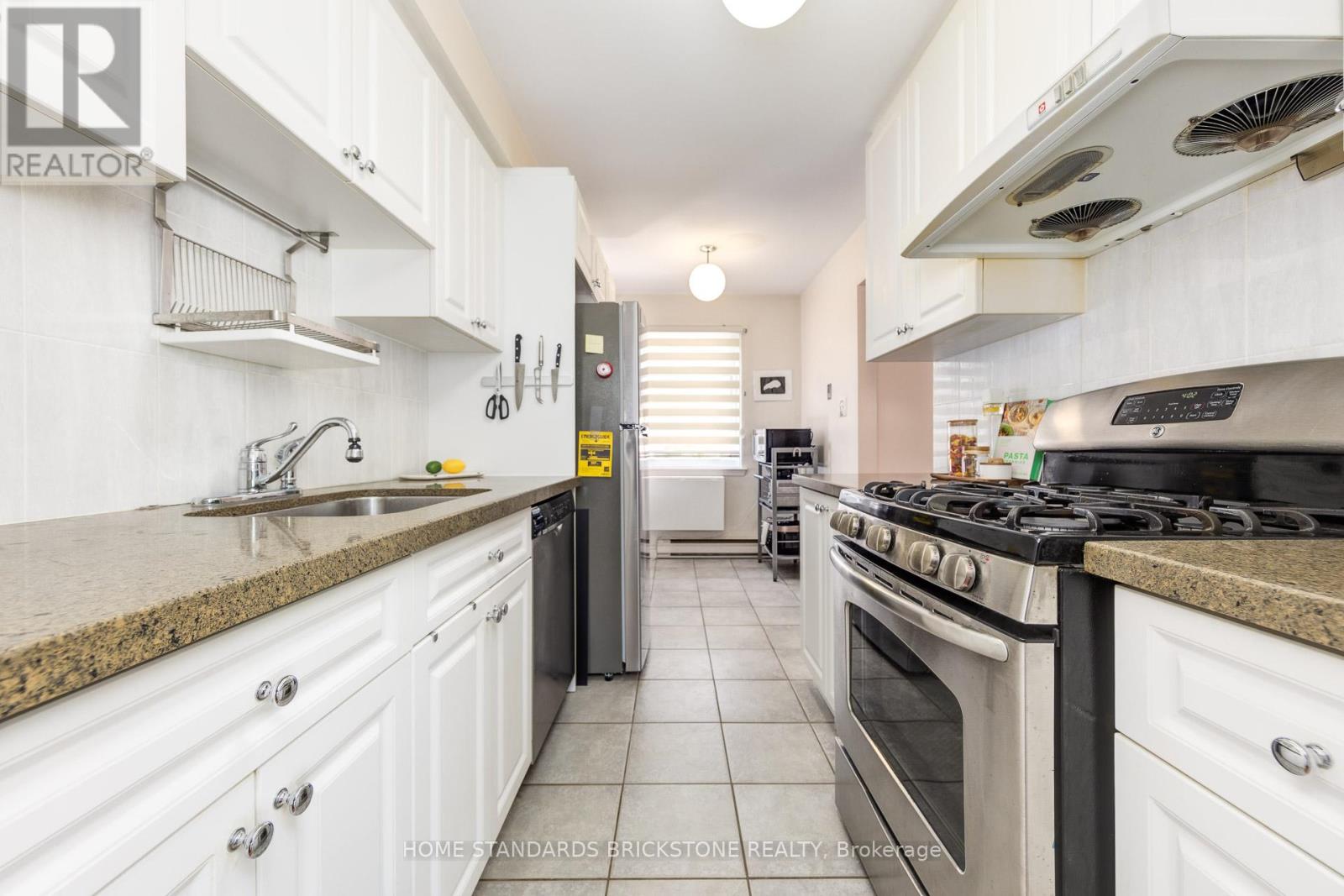 11 Reith Way, Markham (Aileen-Willowbrook), Ontario  L3T 5C6 - Photo 8 - N12447802