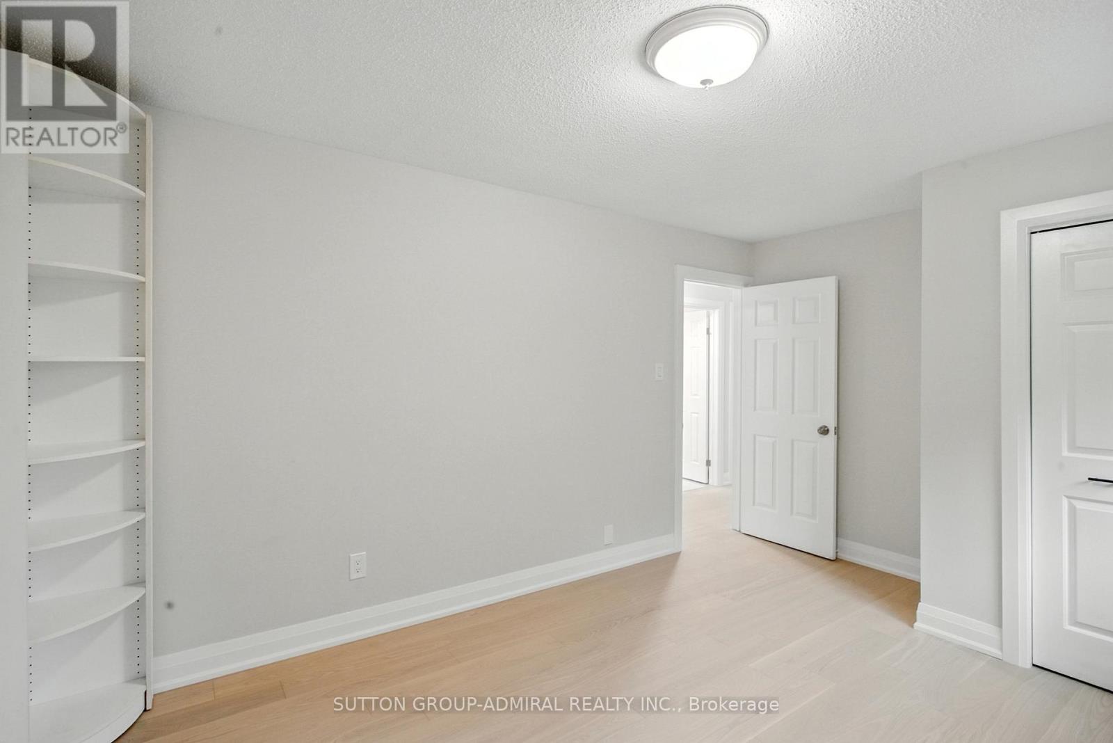 14 Willowbrook Road, Markham, Ontario  L3T 4W9 - Photo 33 - N12447808