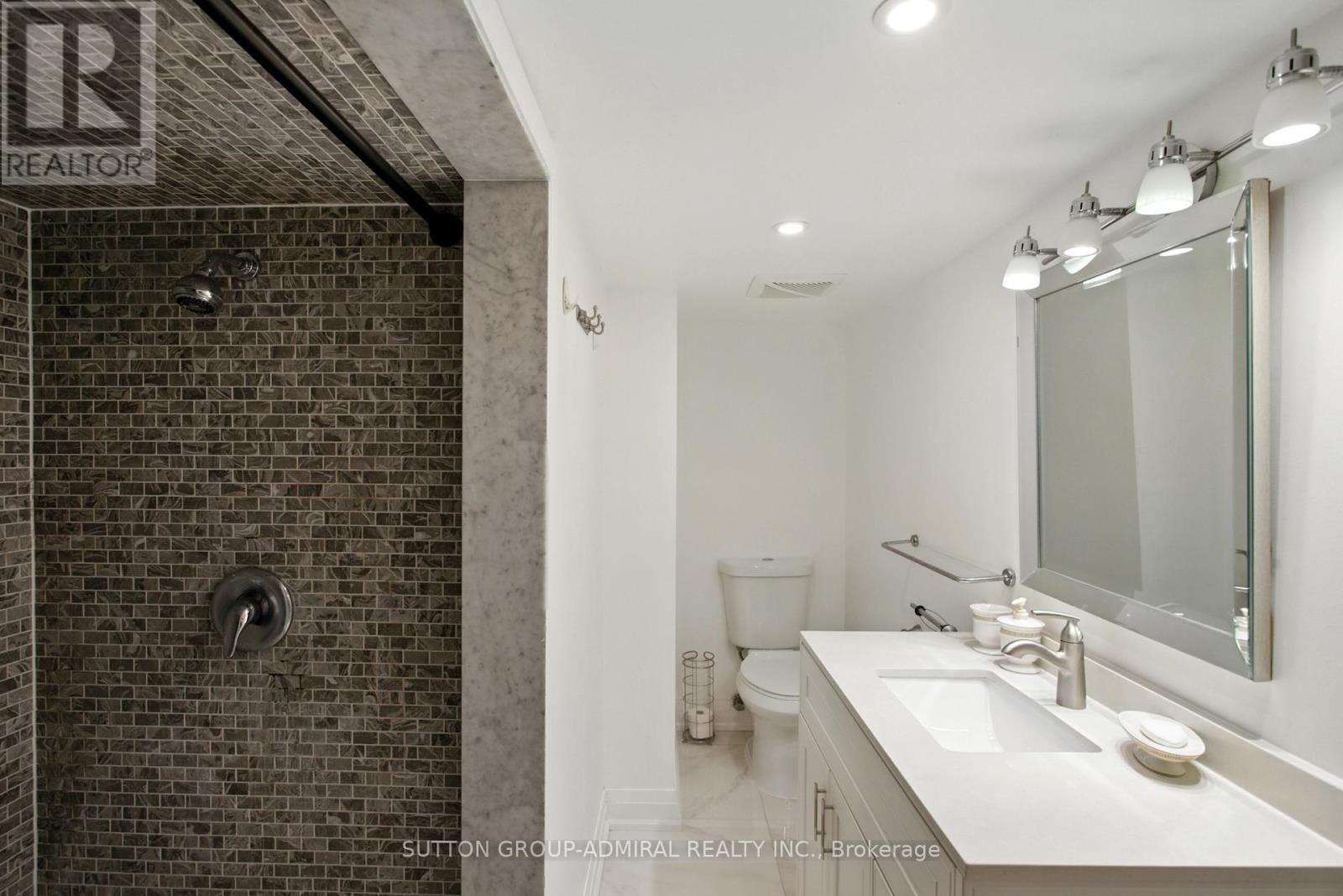 14 Willowbrook Road, Markham, Ontario  L3T 4W9 - Photo 48 - N12447808