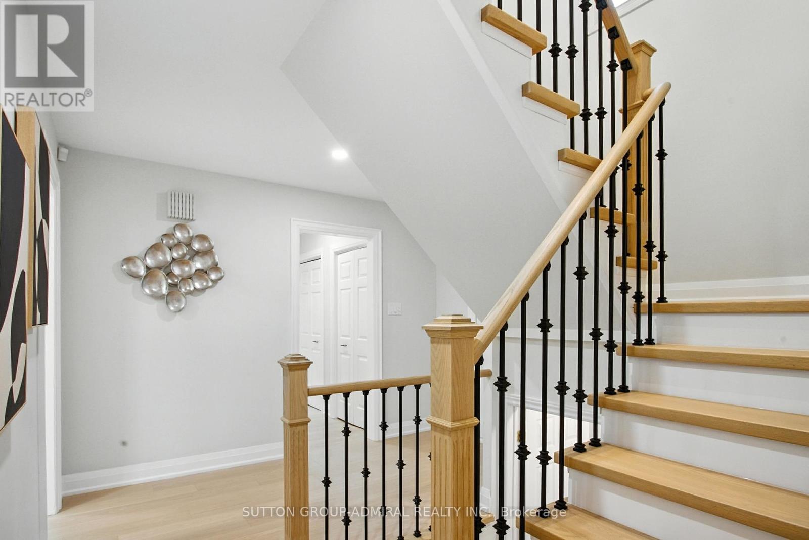 14 Willowbrook Road, Markham, Ontario  L3T 4W9 - Photo 7 - N12447808