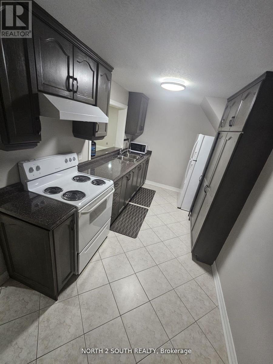 Bsmt - 12 Villandry Crescent, Vaughan, Ontario  L6A 2R1 - Photo 11 - N12447839