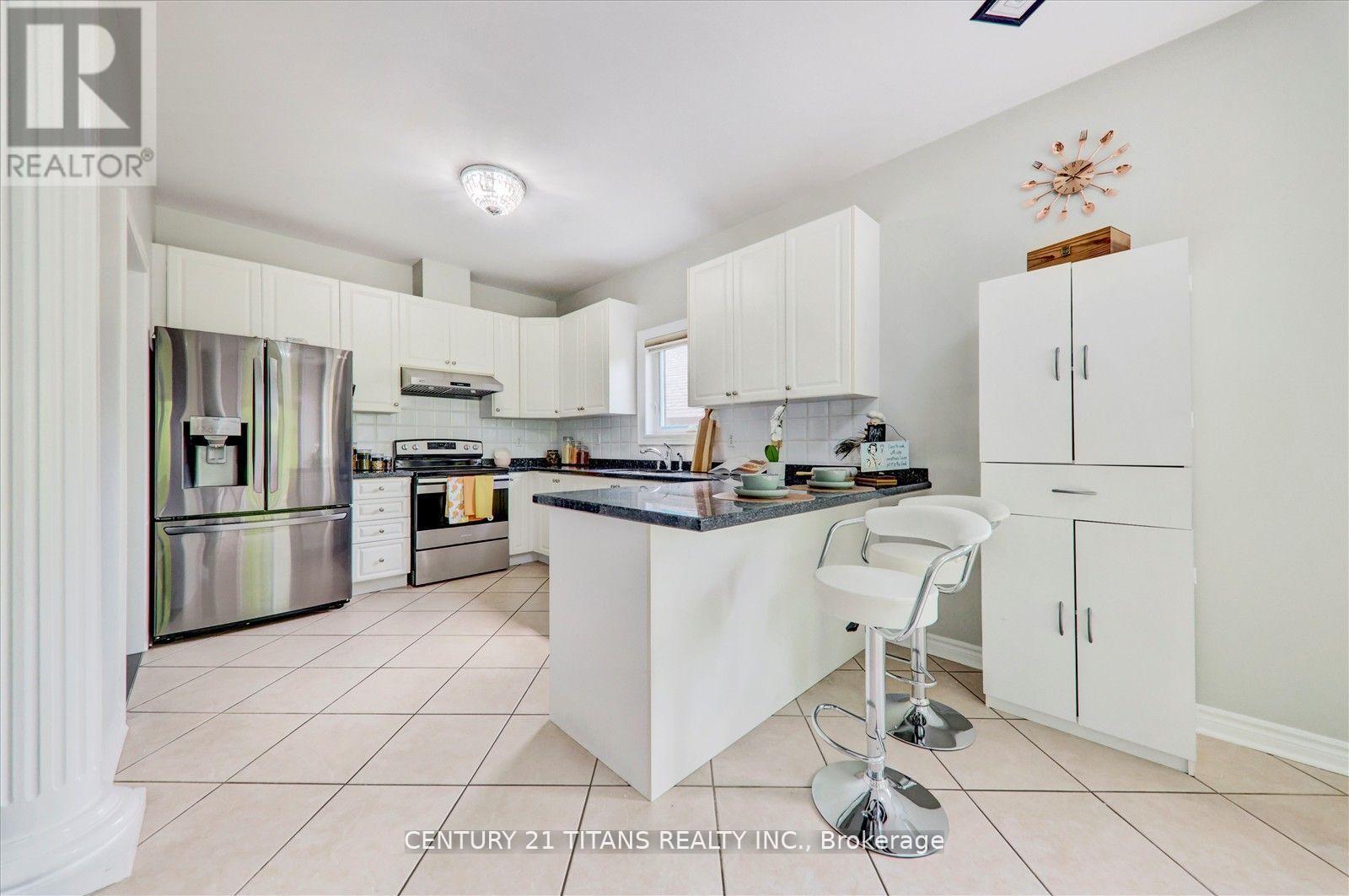 577 Royalpark Way, Vaughan (Elder Mills), Ontario  L4H 1K2 - Photo 18 - N12447856
