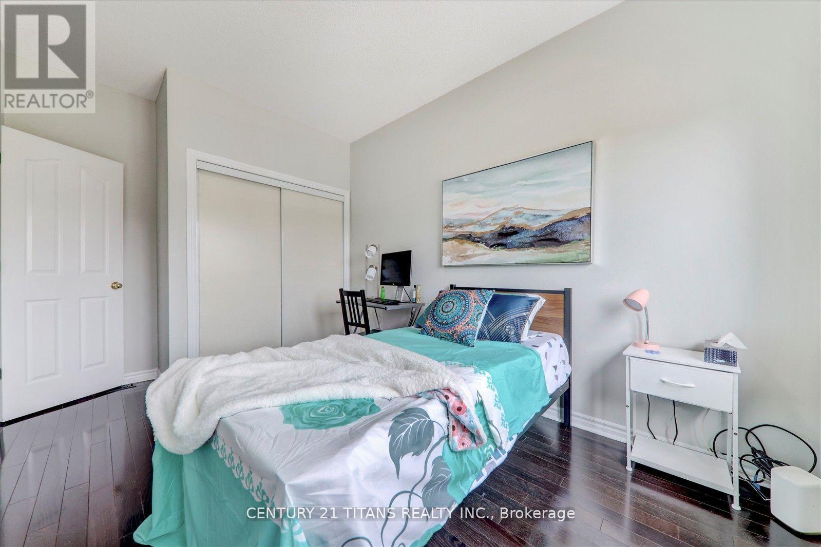 577 Royalpark Way, Vaughan (Elder Mills), Ontario  L4H 1K2 - Photo 27 - N12447856