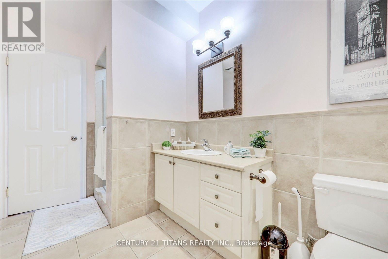 577 Royalpark Way, Vaughan (Elder Mills), Ontario  L4H 1K2 - Photo 36 - N12447856