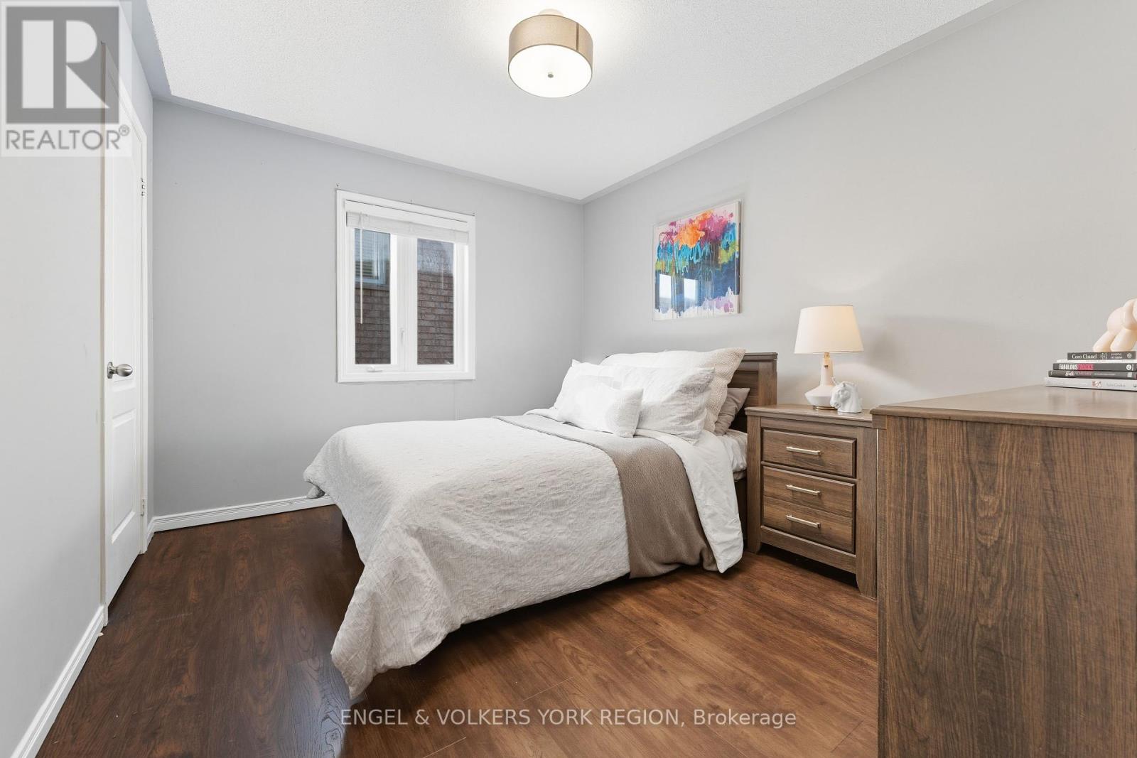 23 Weir Street, Bradford West Gwillimbury (Bradford), Ontario  L3Z 0K6 - Photo 21 - N12447863