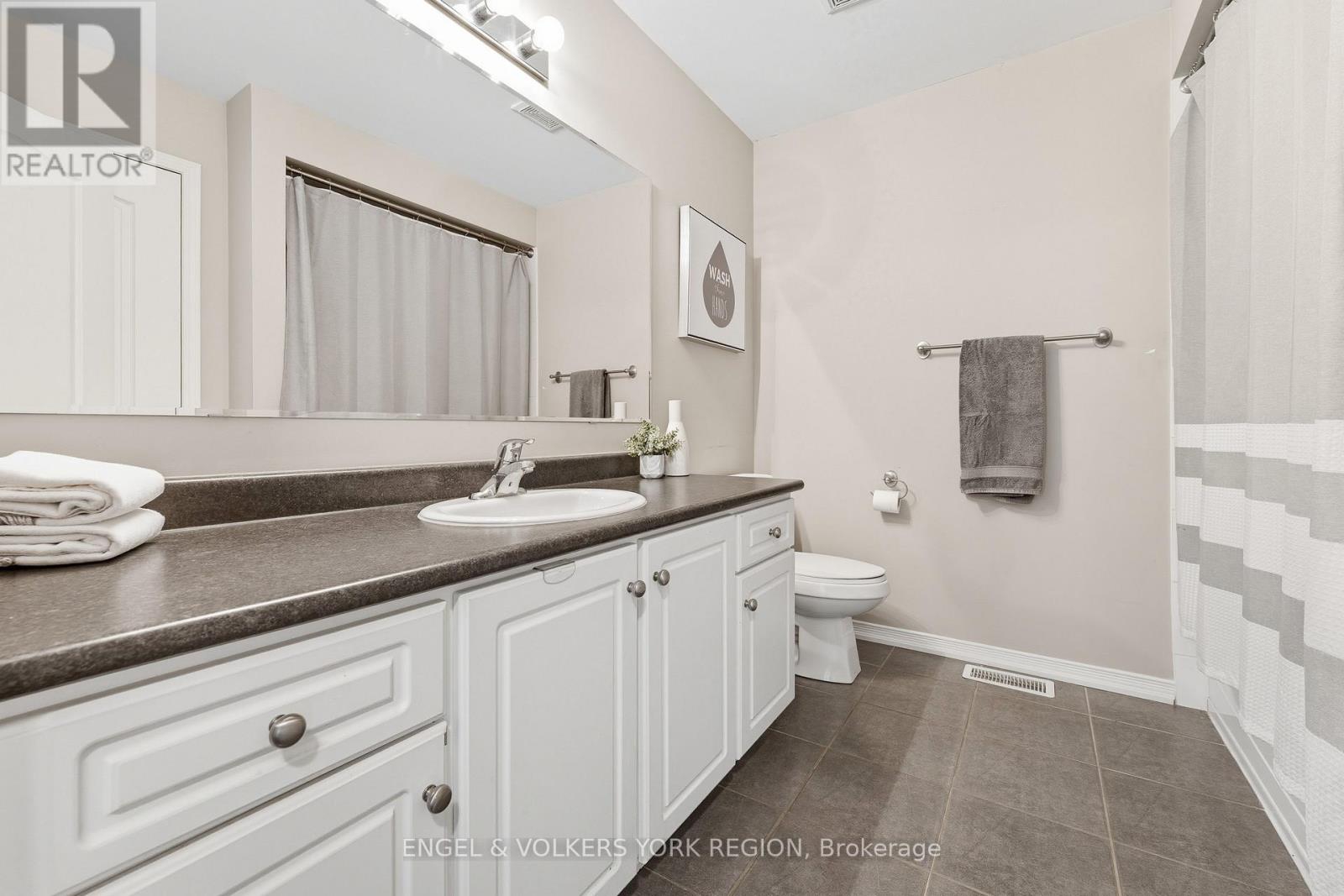 23 Weir Street, Bradford West Gwillimbury (Bradford), Ontario  L3Z 0K6 - Photo 23 - N12447863