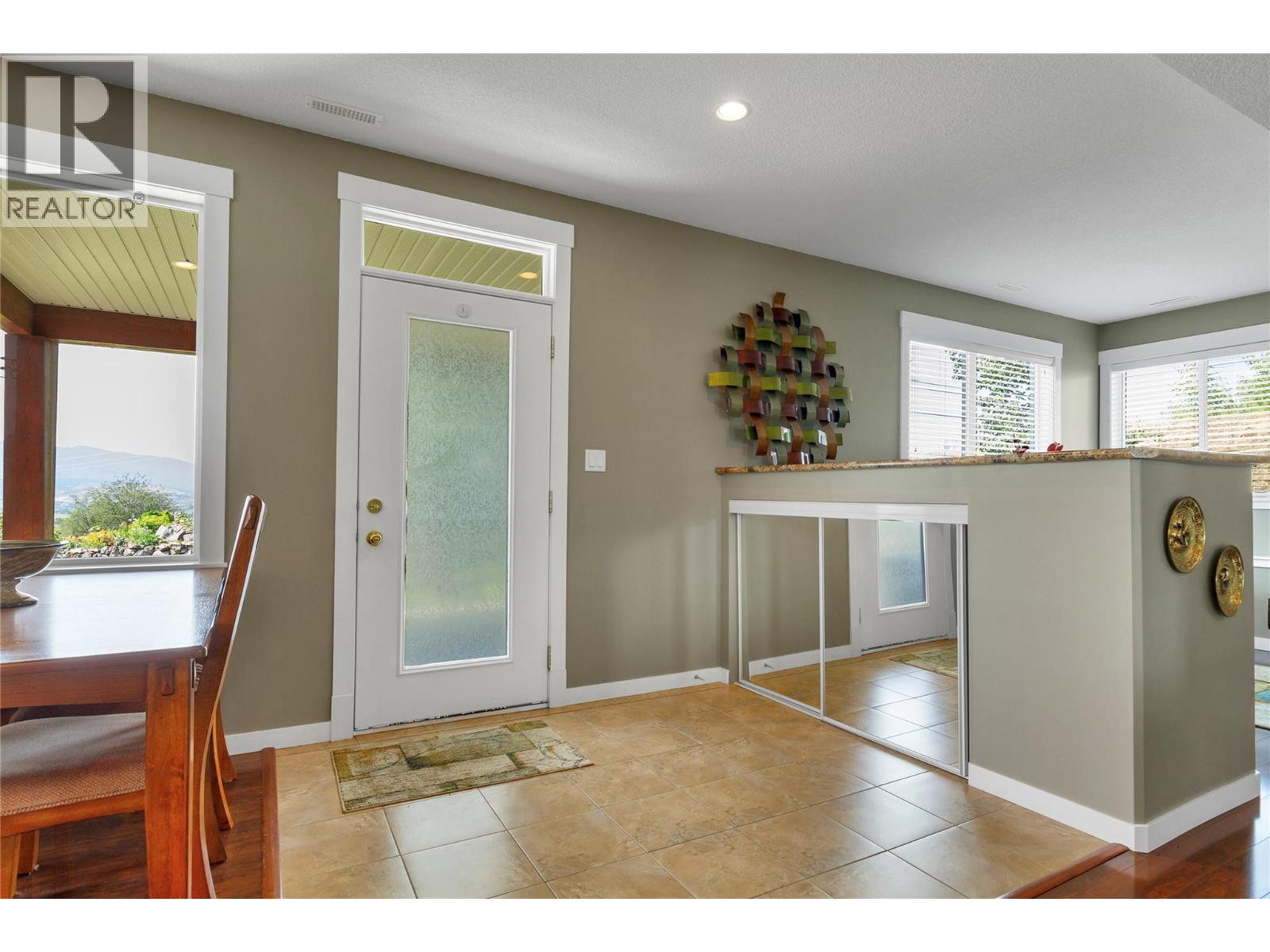 6518 Blackcomb Way, Vernon, British Columbia  V1B 4E1 - Photo 38 - 10365126