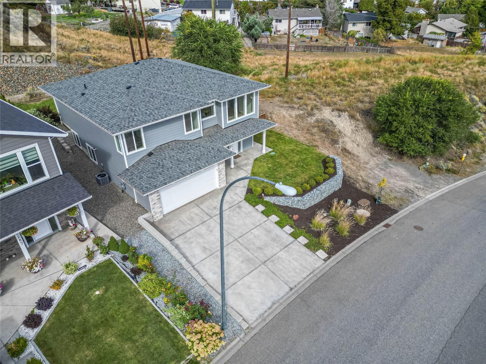 2289 Grasslands Boulevard, Kamloops, British Columbia  V2B 0E3 - Photo 2 - 10365117