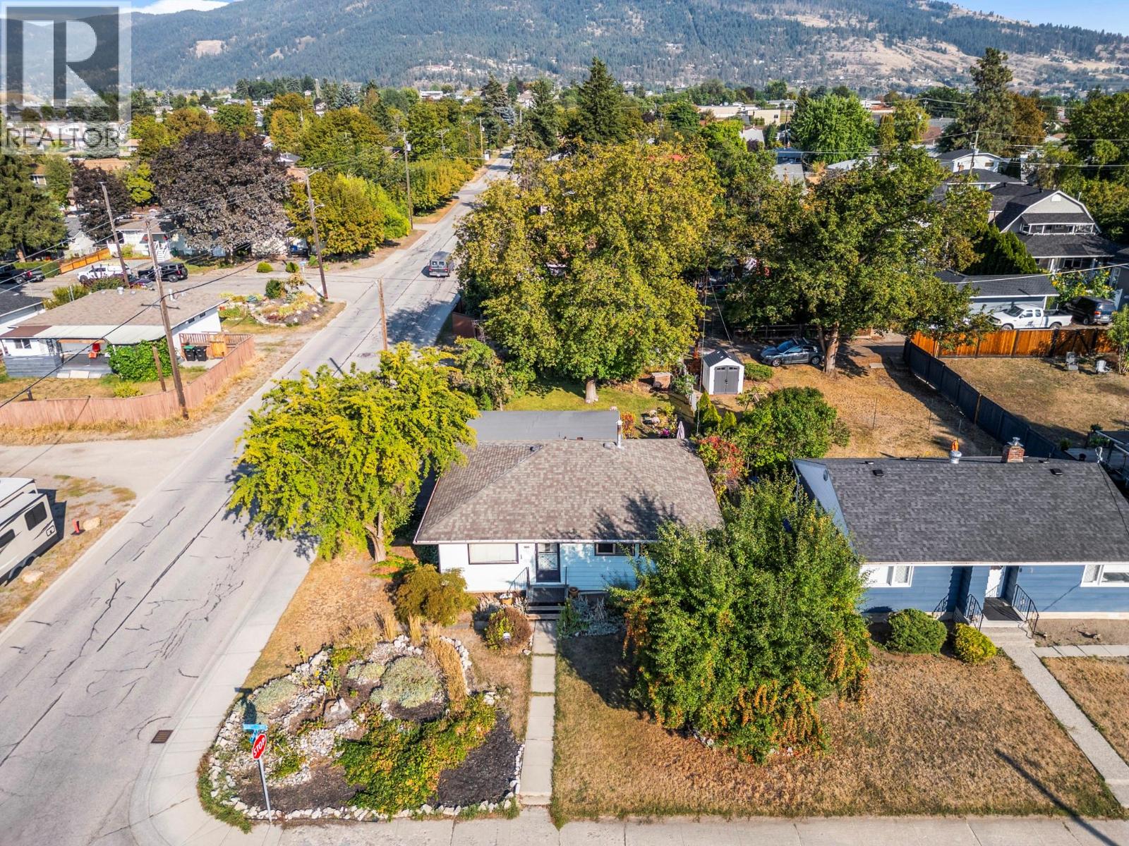 3405 18 Street, Vernon, British Columbia  V1T 4A8 - Photo 2 - 10364826