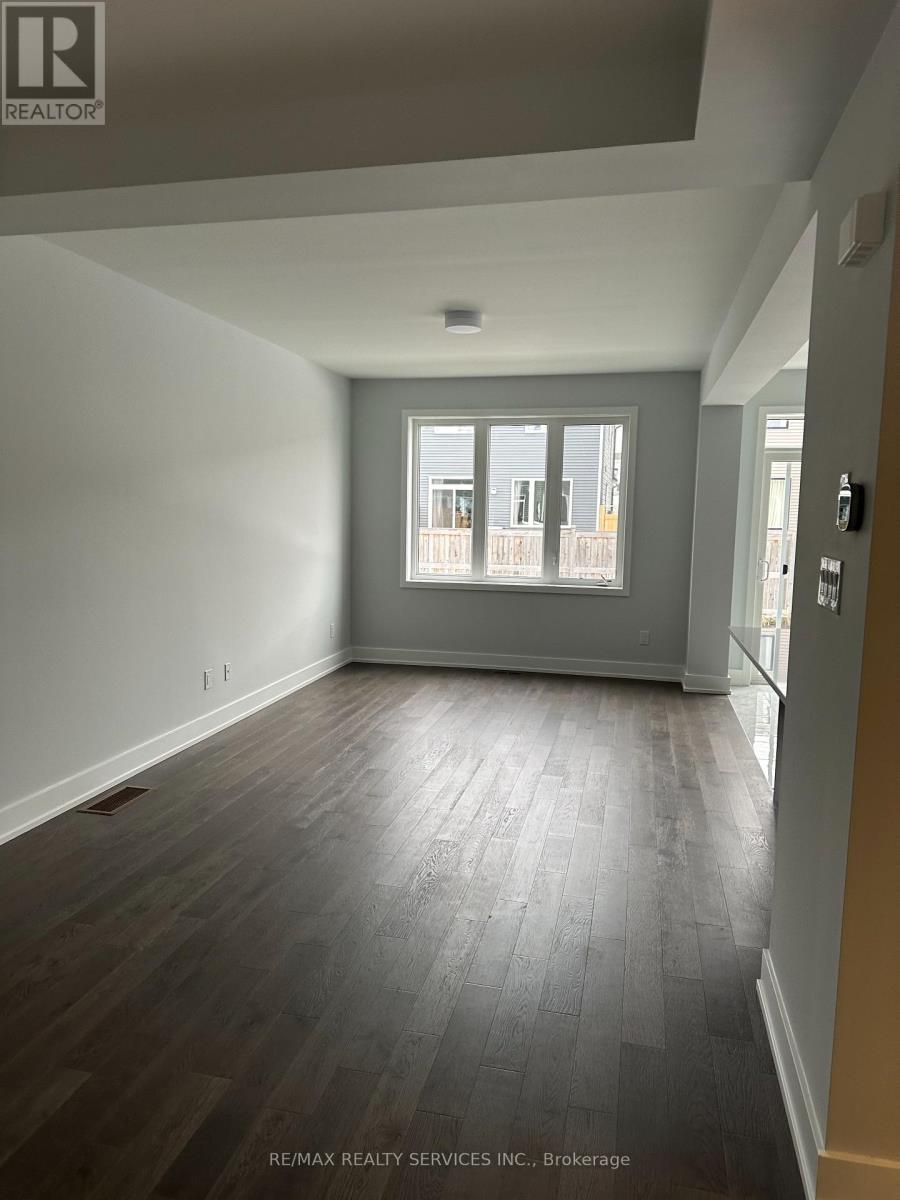 724 Rouncey Road, Ottawa, Ontario  K2S 1B6 - Photo 7 - X12156624