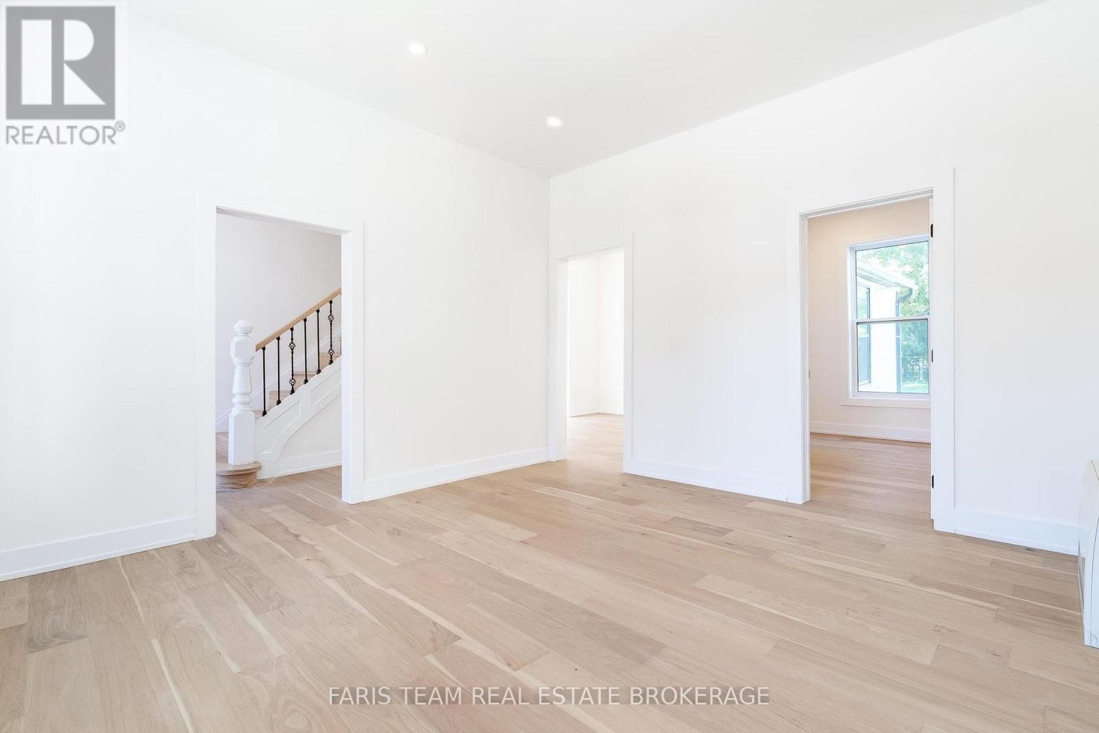 64 Birch Street, Collingwood, Ontario  L9Y 2V1 - Photo 13 - S12447859