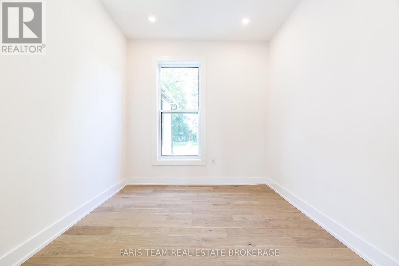 64 Birch Street, Collingwood, Ontario  L9Y 2V1 - Photo 15 - S12447859