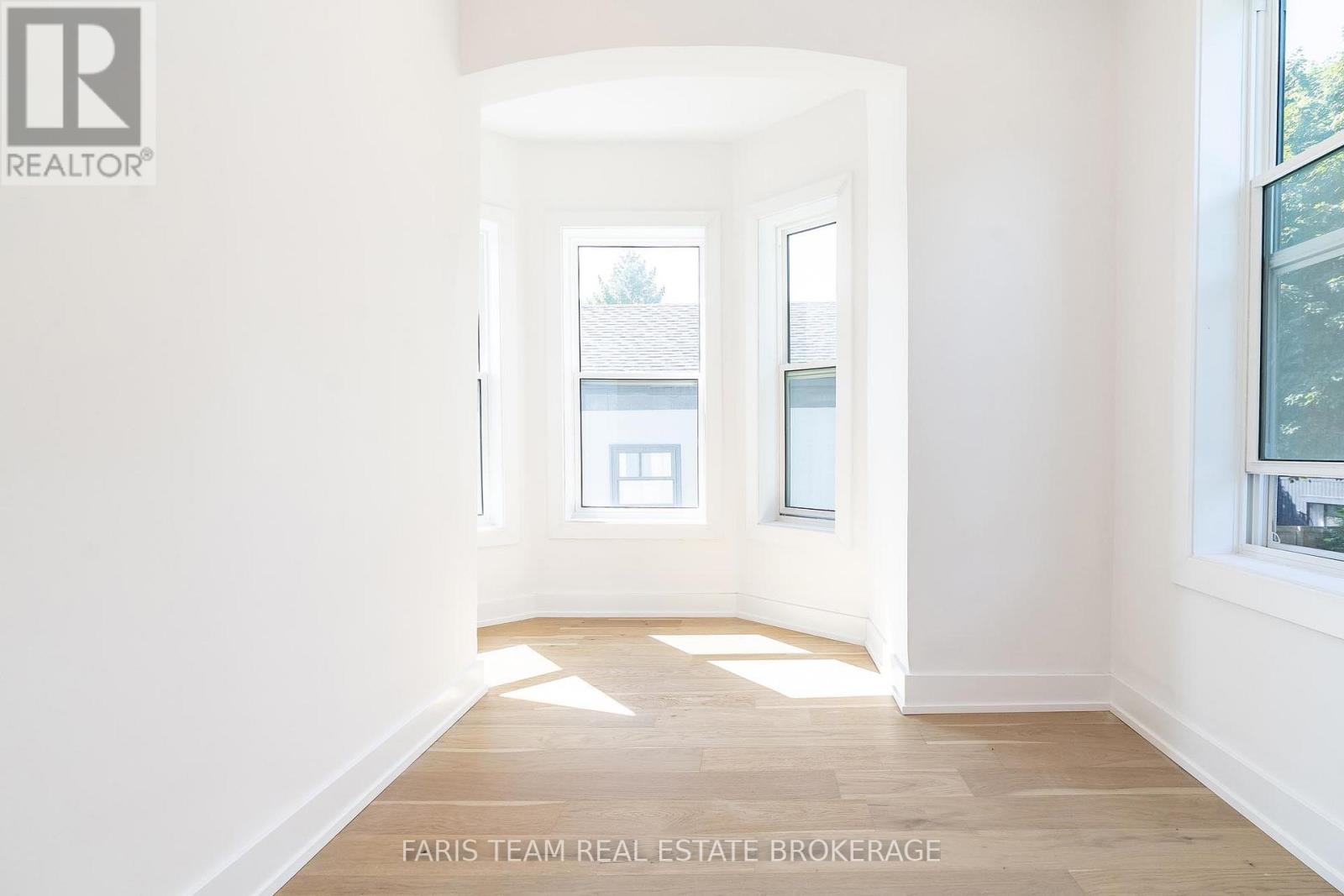 64 Birch Street, Collingwood, Ontario  L9Y 2V1 - Photo 20 - S12447859