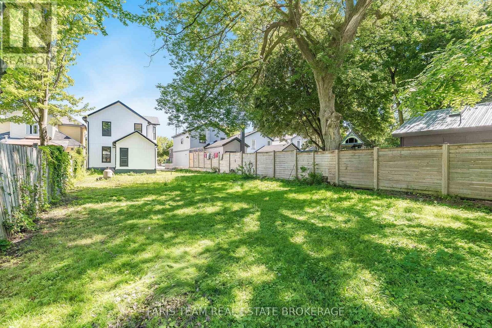 64 Birch Street, Collingwood, Ontario  L9Y 2V1 - Photo 30 - S12447859