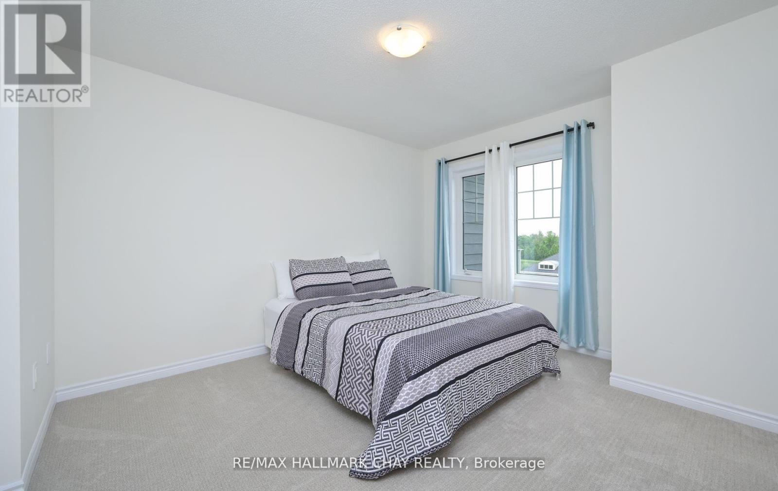 22 Abby Drive, Wasaga Beach, Ontario  L9Z 0K2 - Photo 11 - S12447871