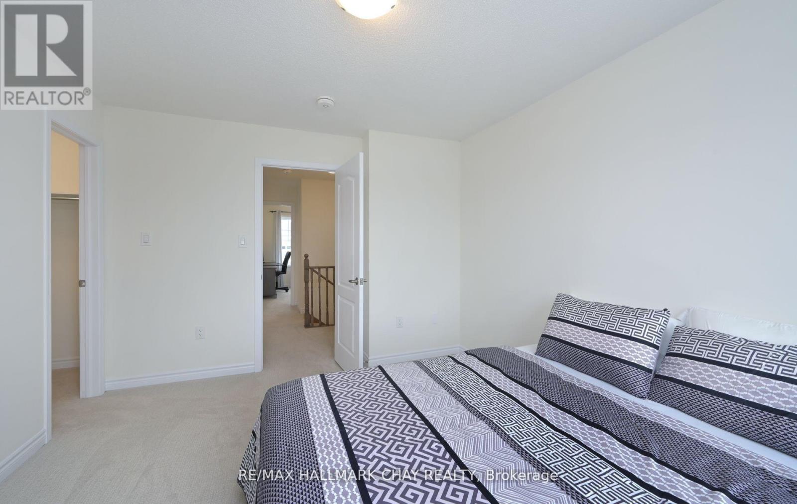 22 Abby Drive, Wasaga Beach, Ontario  L9Z 0K2 - Photo 13 - S12447871