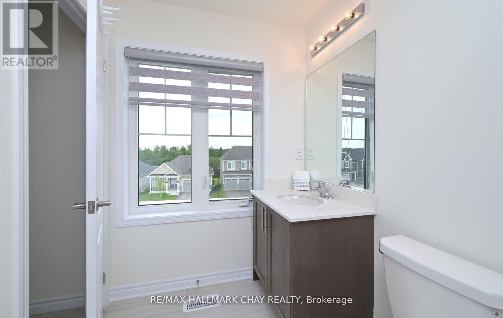 22 Abby Drive, Wasaga Beach, Ontario  L9Z 0K2 - Photo 16 - S12447871