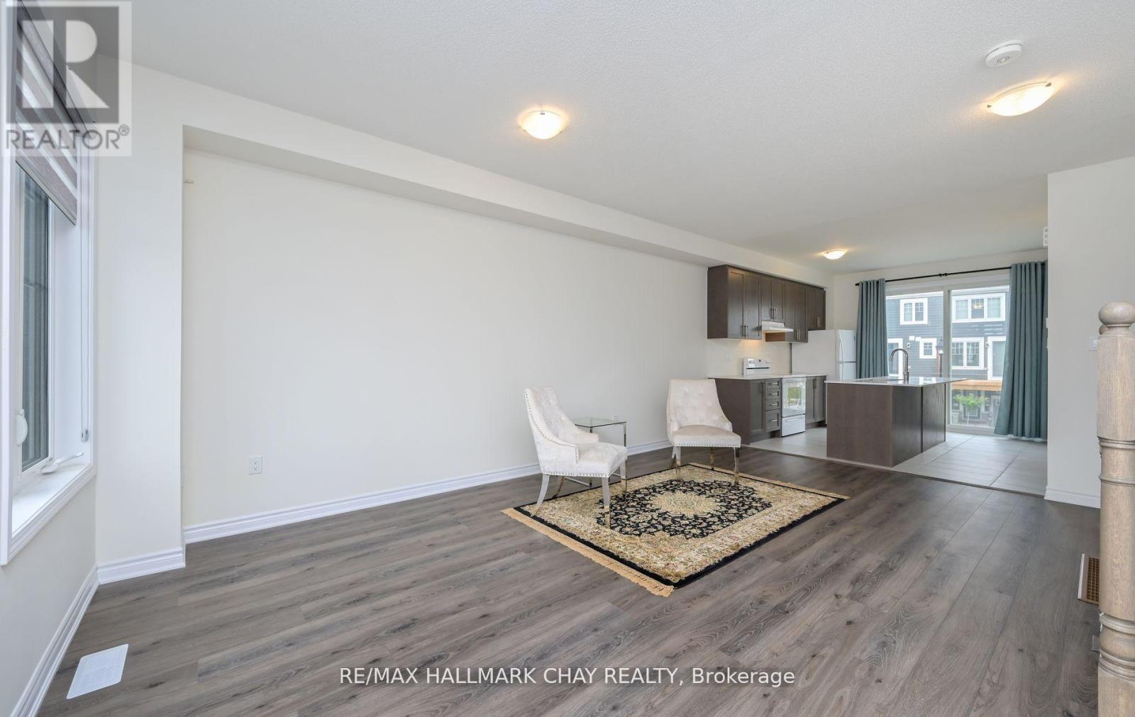 22 Abby Drive, Wasaga Beach, Ontario  L9Z 0K2 - Photo 8 - S12447871