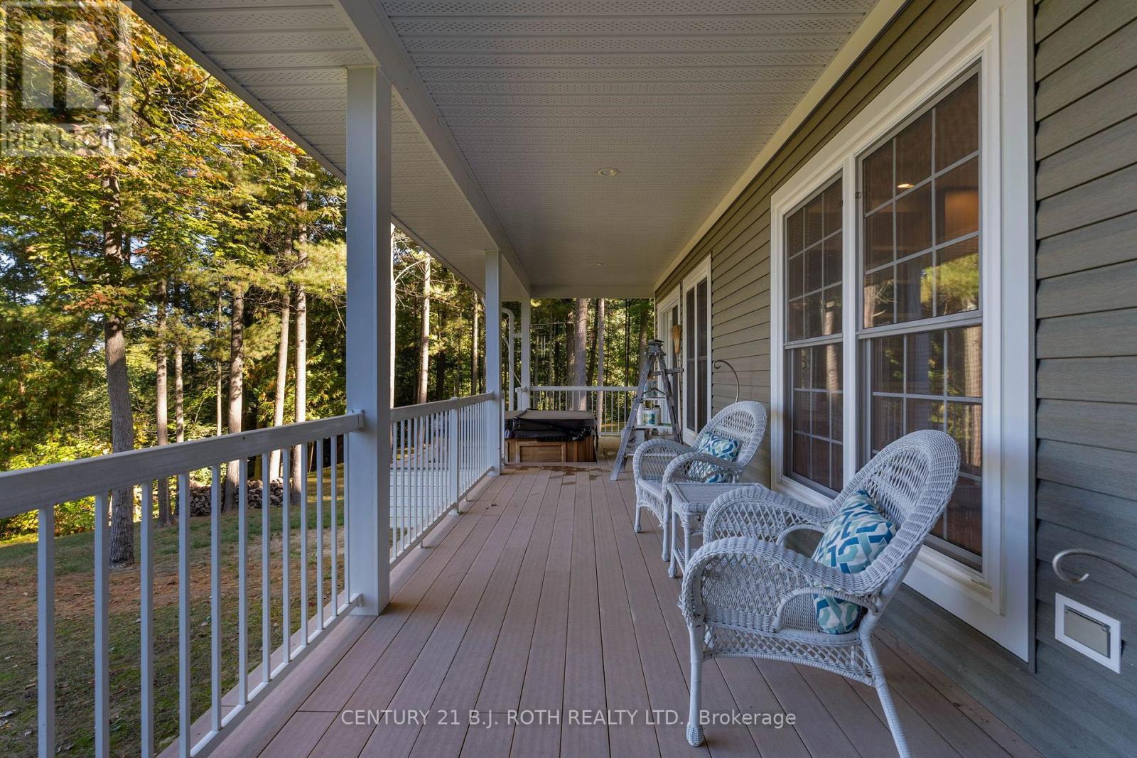 2710 Portage Trail, Springwater, Ontario  L9X 0J3 - Photo 17 - S12447878