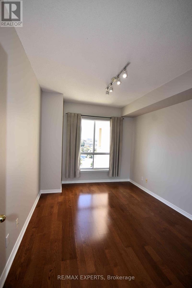 416 - 2 Maison Parc Court, Vaughan, Ontario  L4J 9K4 - Photo 17 - N12447737