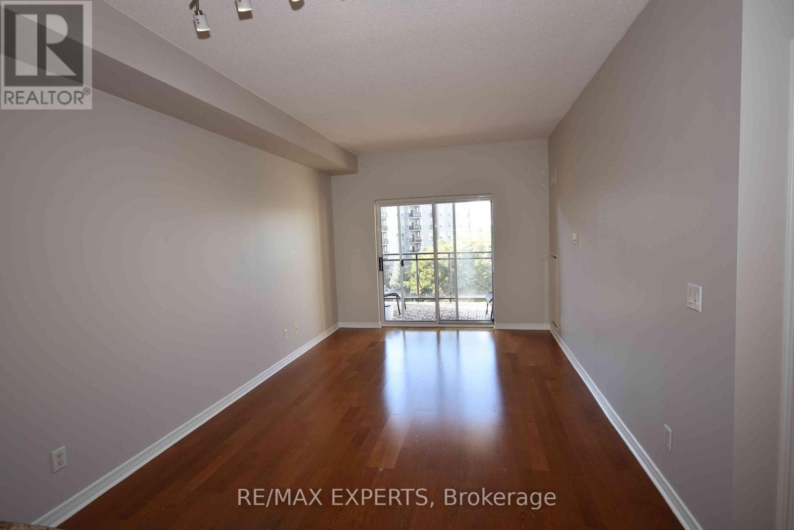 416 - 2 Maison Parc Court, Vaughan, Ontario  L4J 9K4 - Photo 10 - N12447737