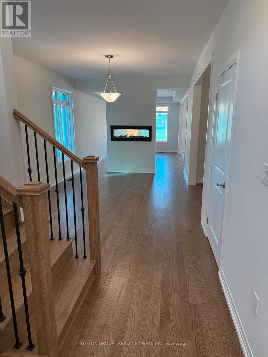 6 Raja Street, Brampton, Ontario  L6P 3K8 - Photo 10 - W12368800