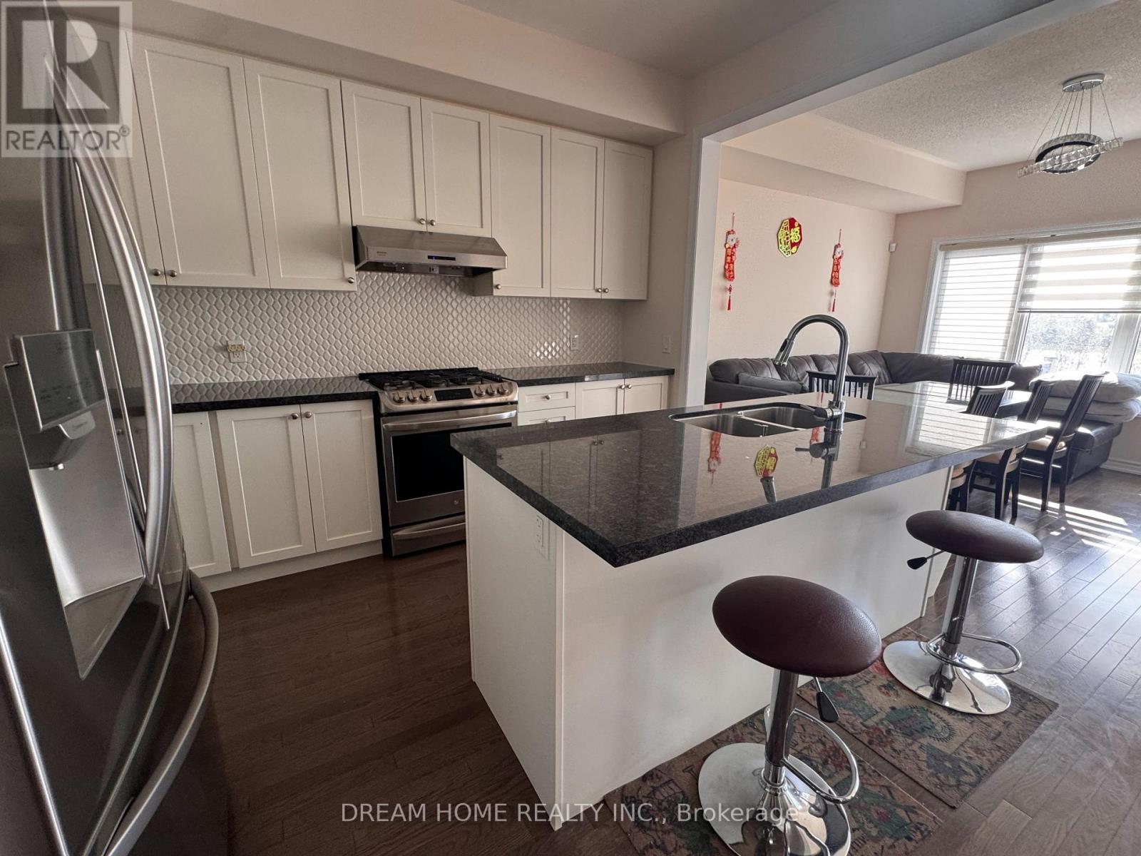 3048 Cascade Common, Oakville, Ontario  L6H 7E3 - Photo 10 - W12446750