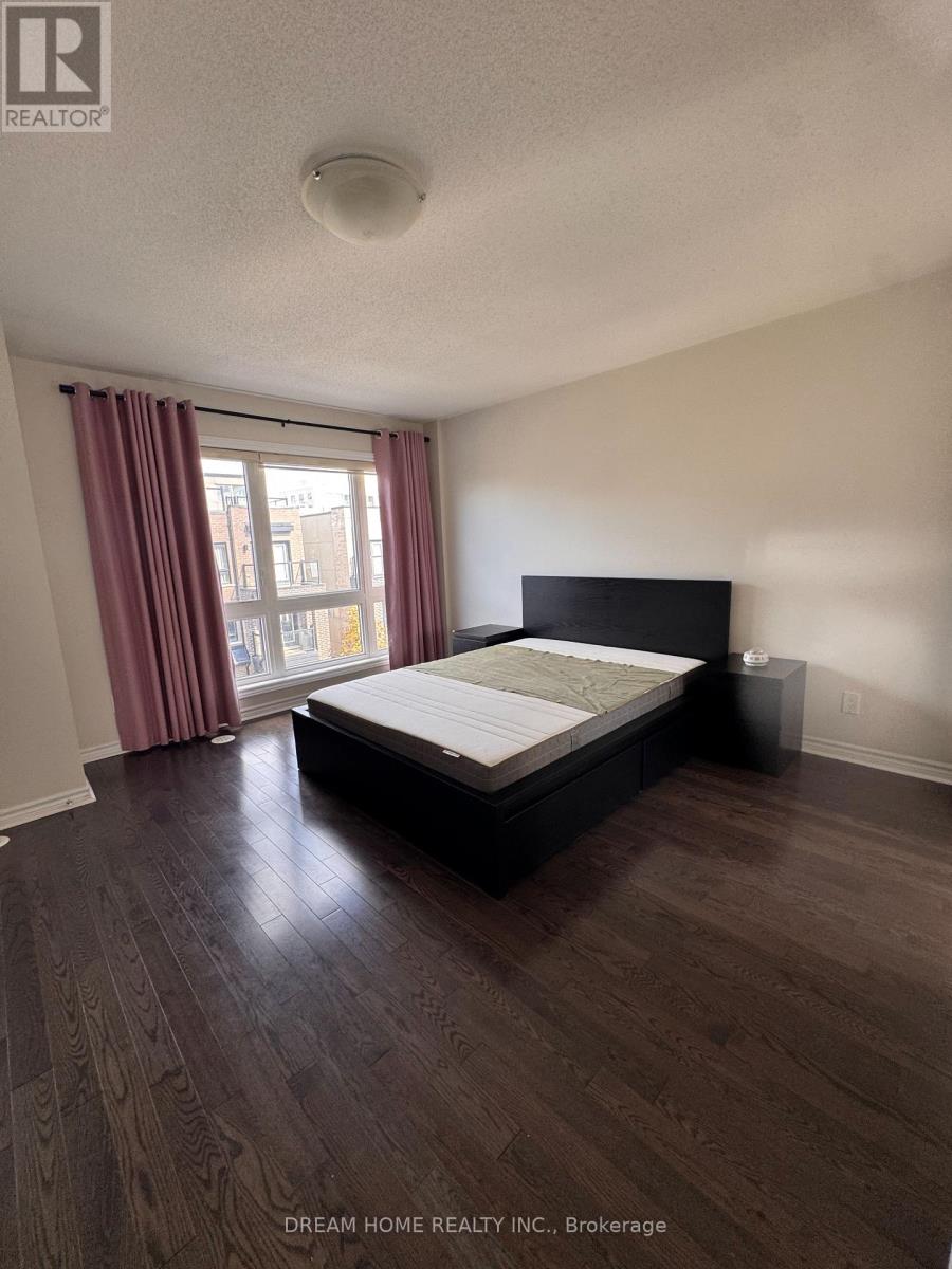 3048 Cascade Common, Oakville, Ontario  L6H 7E3 - Photo 13 - W12446750
