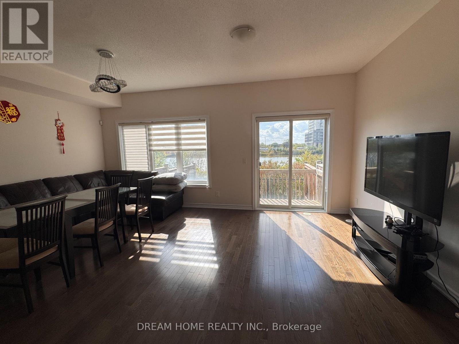 3048 Cascade Common, Oakville, Ontario  L6H 7E3 - Photo 4 - W12446750