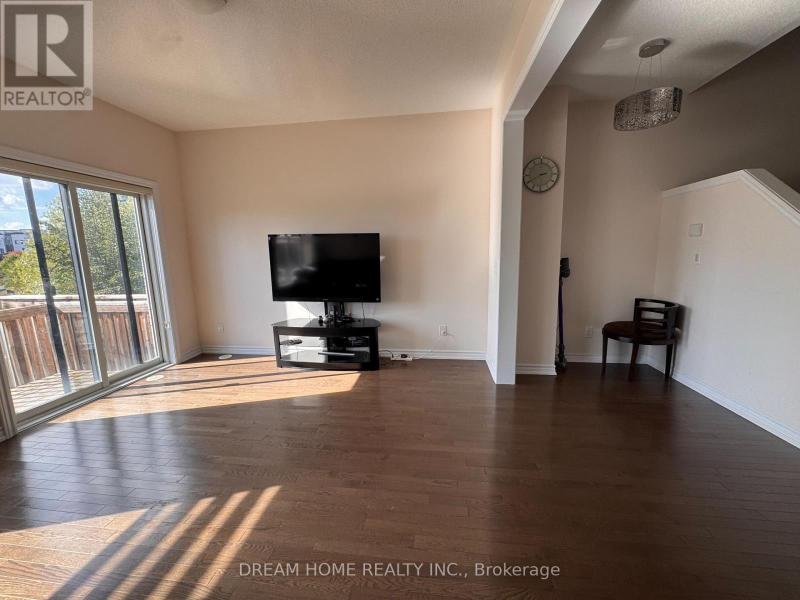 3048 Cascade Common, Oakville, Ontario  L6H 7E3 - Photo 5 - W12446750