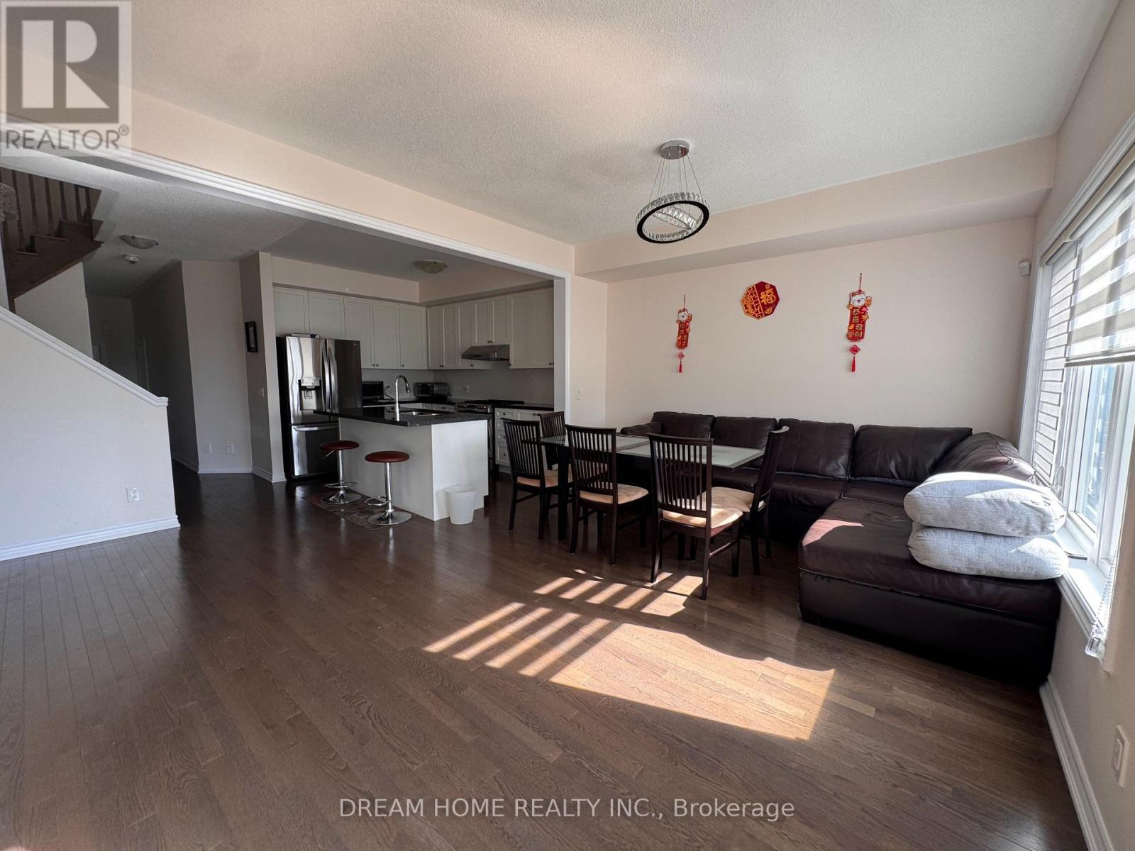 3048 Cascade Common, Oakville, Ontario  L6H 7E3 - Photo 6 - W12446750