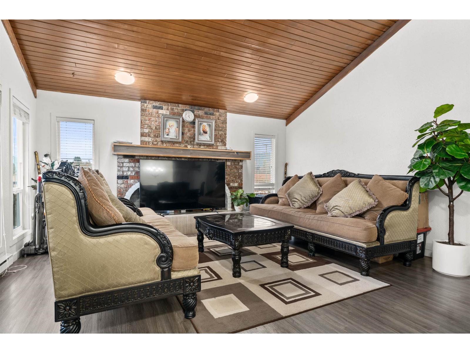 11186 Farms Road, Mission, British Columbia  V2V 4J1 - Photo 5 - R3012240