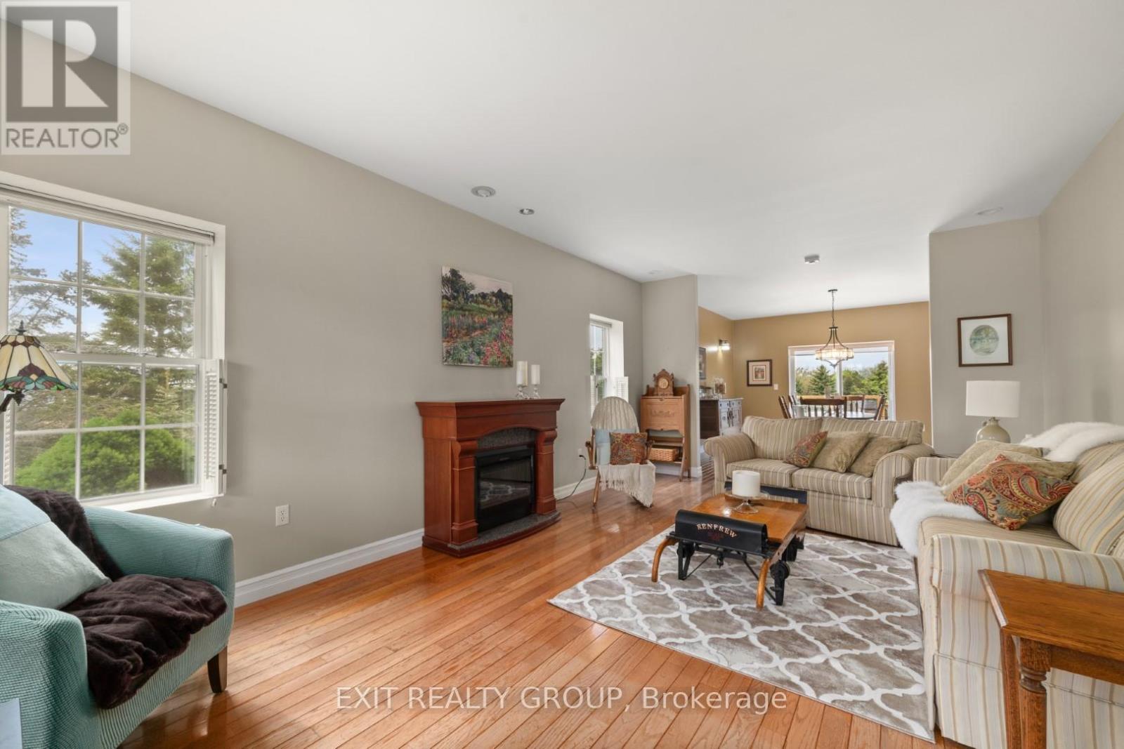 830 County Rd 20, Prince Edward County (Wellington), Ontario  K0K 3L0 - Photo 20 - X12447926