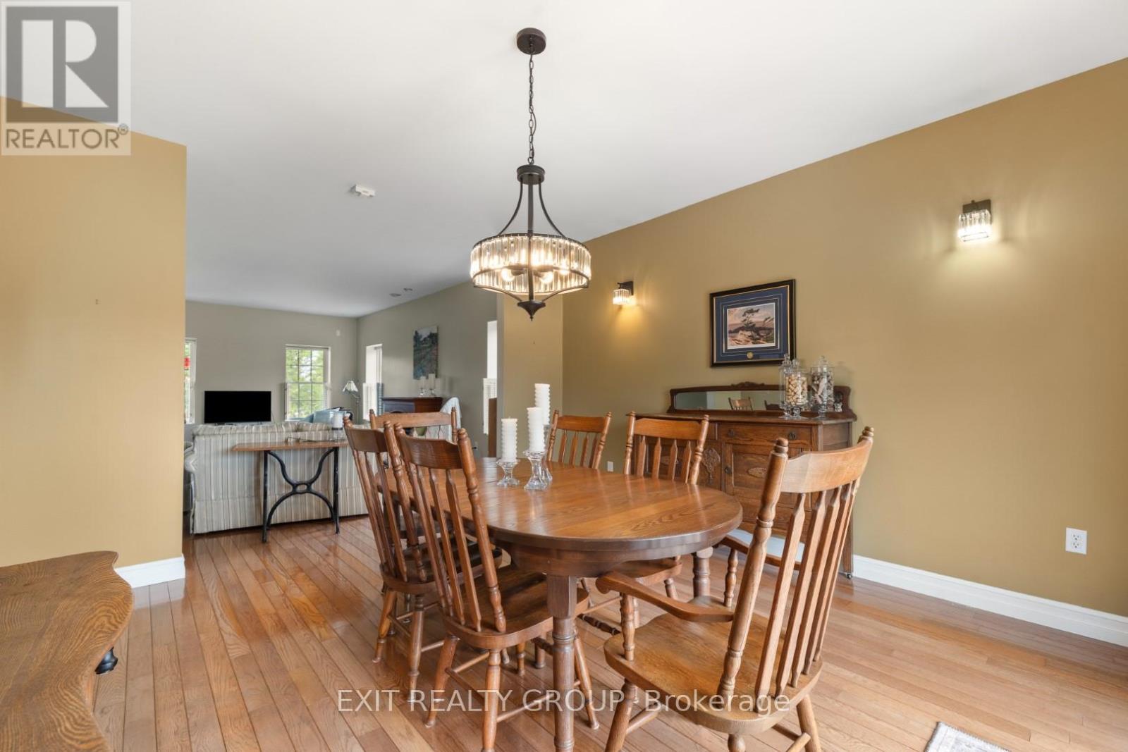 830 County Rd 20, Prince Edward County (Wellington), Ontario  K0K 3L0 - Photo 23 - X12447926