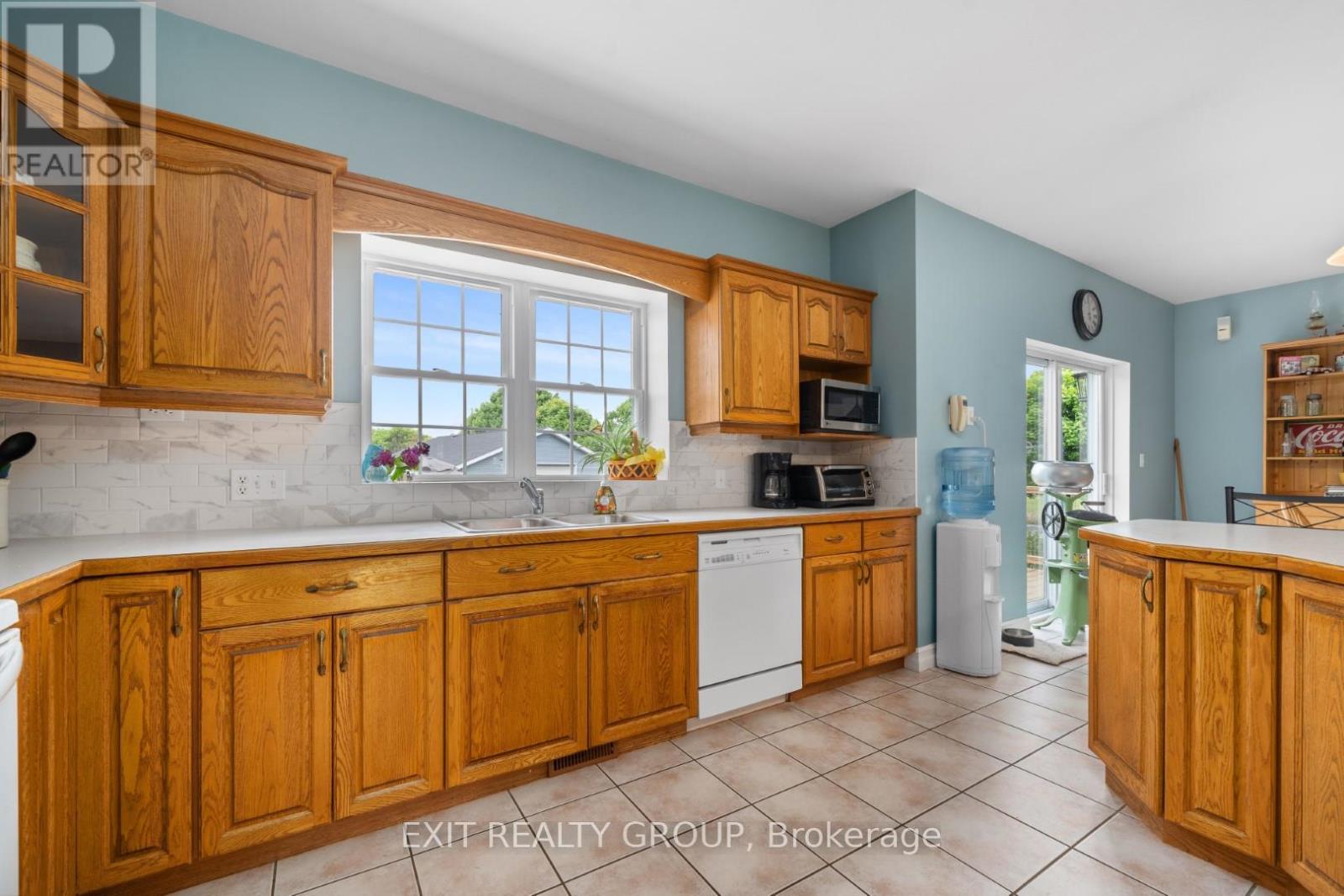 830 County Rd 20, Prince Edward County (Wellington), Ontario  K0K 3L0 - Photo 26 - X12447926