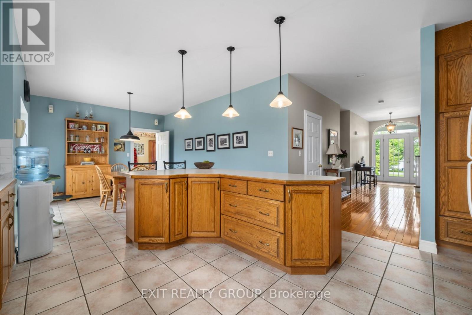 830 County Rd 20, Prince Edward County (Wellington), Ontario  K0K 3L0 - Photo 27 - X12447926