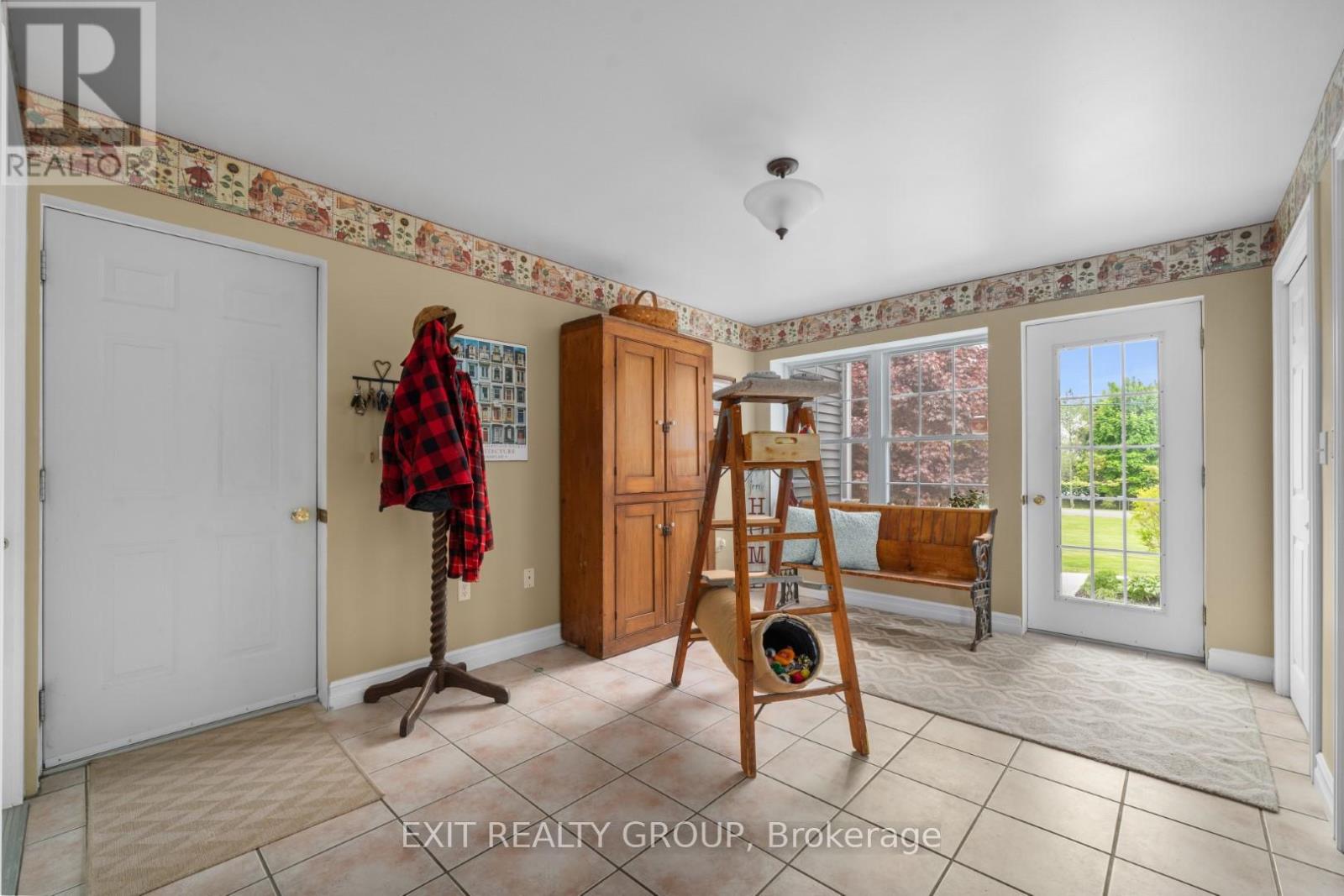 830 County Rd 20, Prince Edward County (Wellington), Ontario  K0K 3L0 - Photo 28 - X12447926