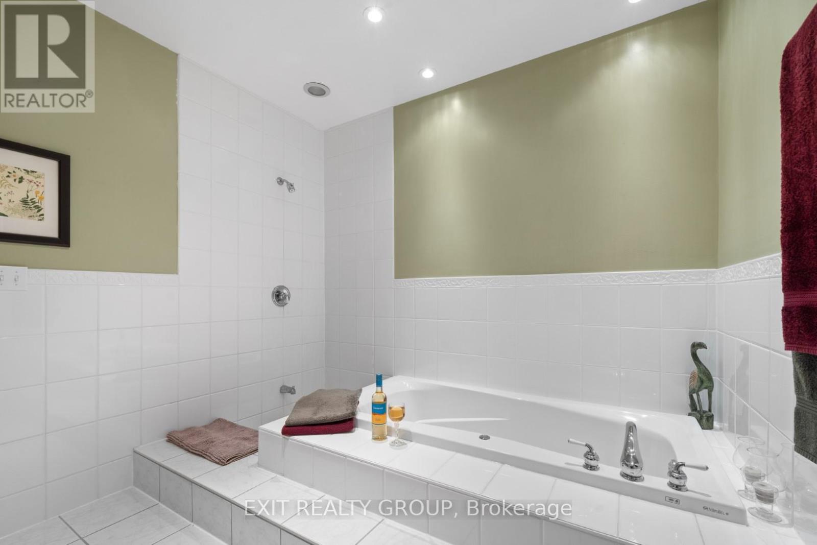 830 County Rd 20, Prince Edward County (Wellington), Ontario  K0K 3L0 - Photo 33 - X12447926