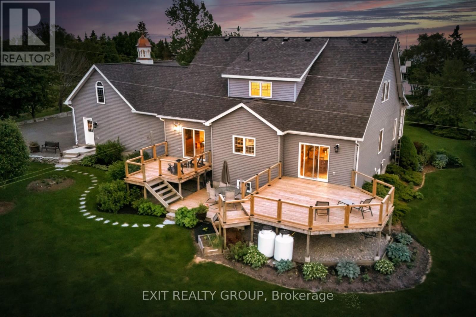 830 County Rd 20, Prince Edward County (Wellington), Ontario  K0K 3L0 - Photo 5 - X12447926