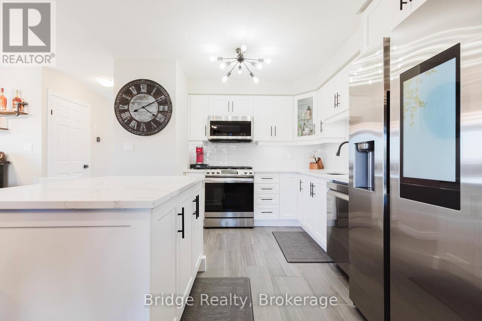 1637 Dunkirk Avenue, Woodstock, Ontario  N4T 0L7 - Photo 10 - X12447110