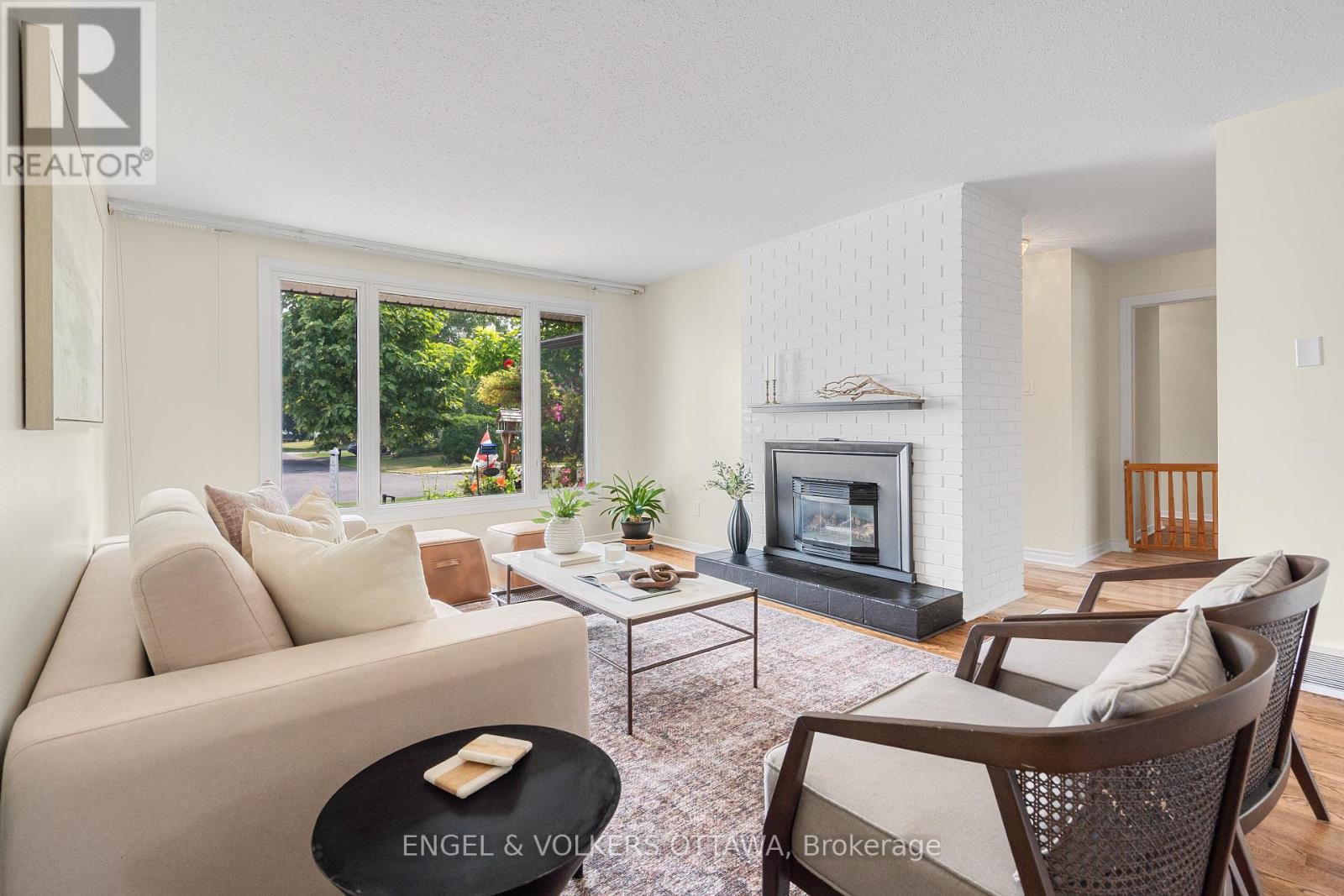 16 Benson Street, Ottawa, Ontario  K2E 5J5 - Photo 10 - X12447912