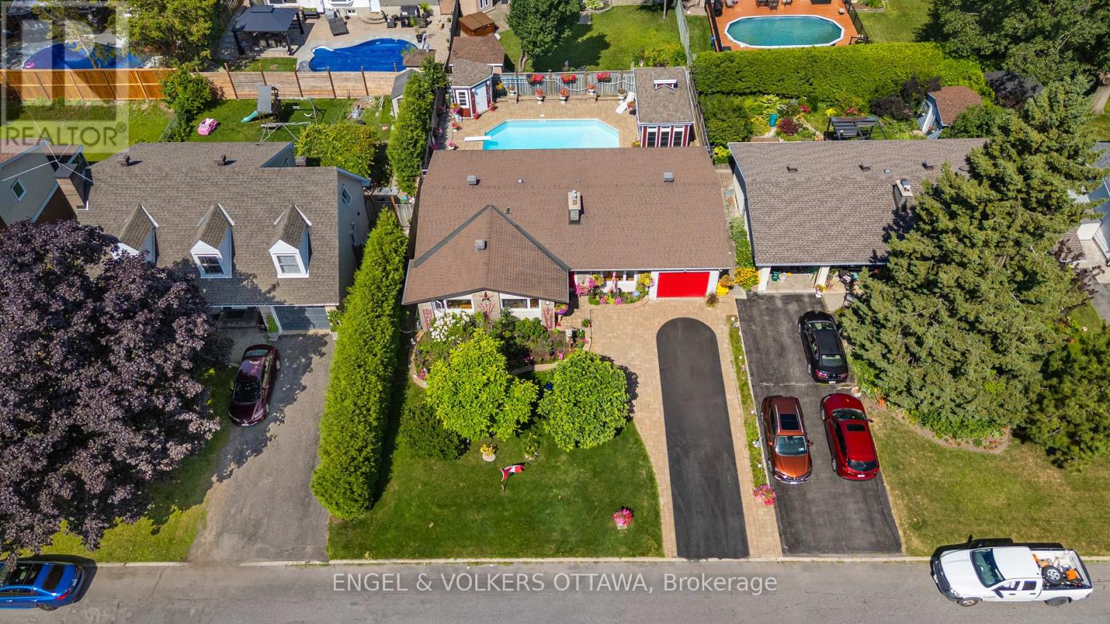 16 Benson Street, Ottawa, Ontario  K2E 5J5 - Photo 5 - X12447912