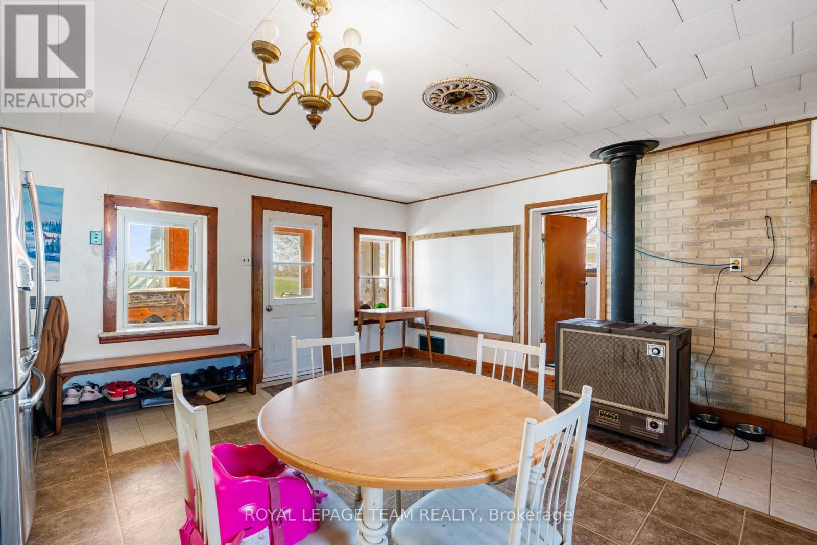 3910 County 7 Road, South Dundas, Ontario  K0C 1H0 - Photo 9 - X12447920