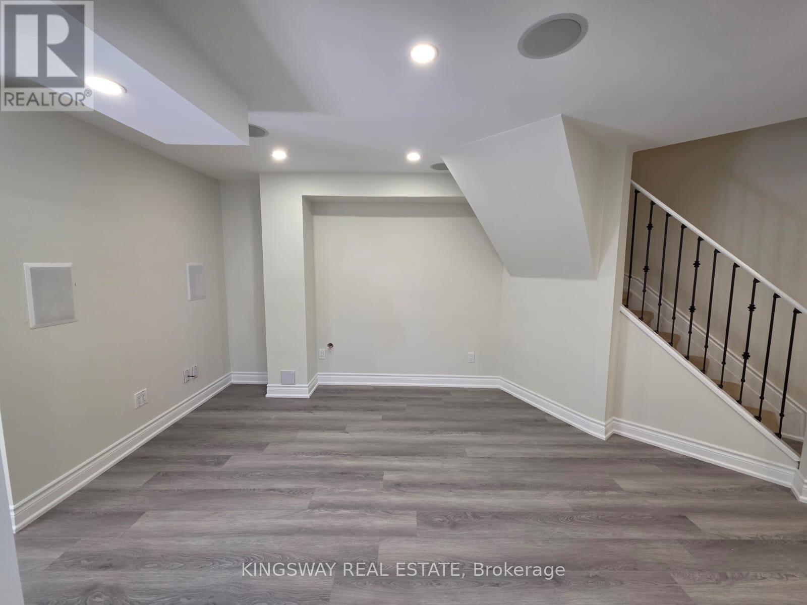 16 Rainy Dale Road, Brampton, Ontario  L6V 4R7 - Photo 6 - W12447811