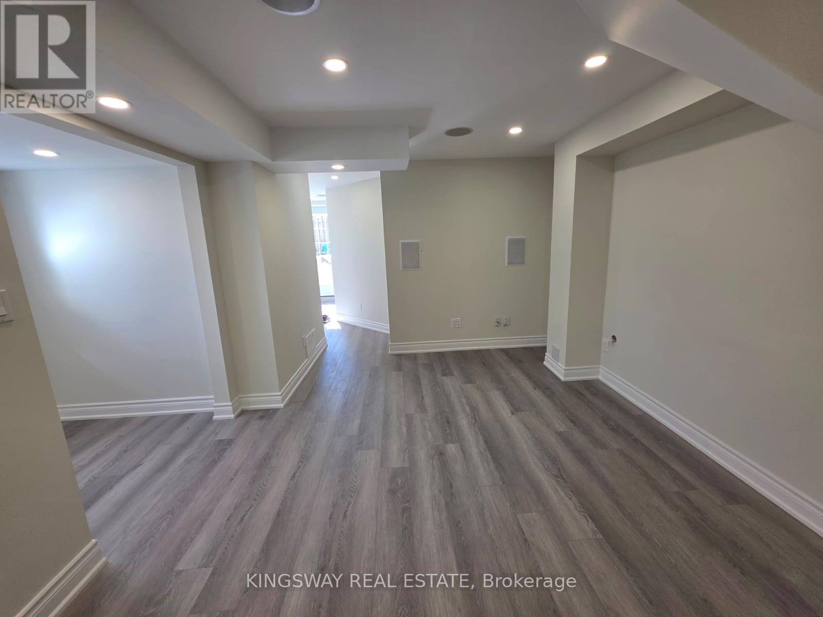 16 Rainy Dale Road, Brampton, Ontario  L6V 4R7 - Photo 9 - W12447811