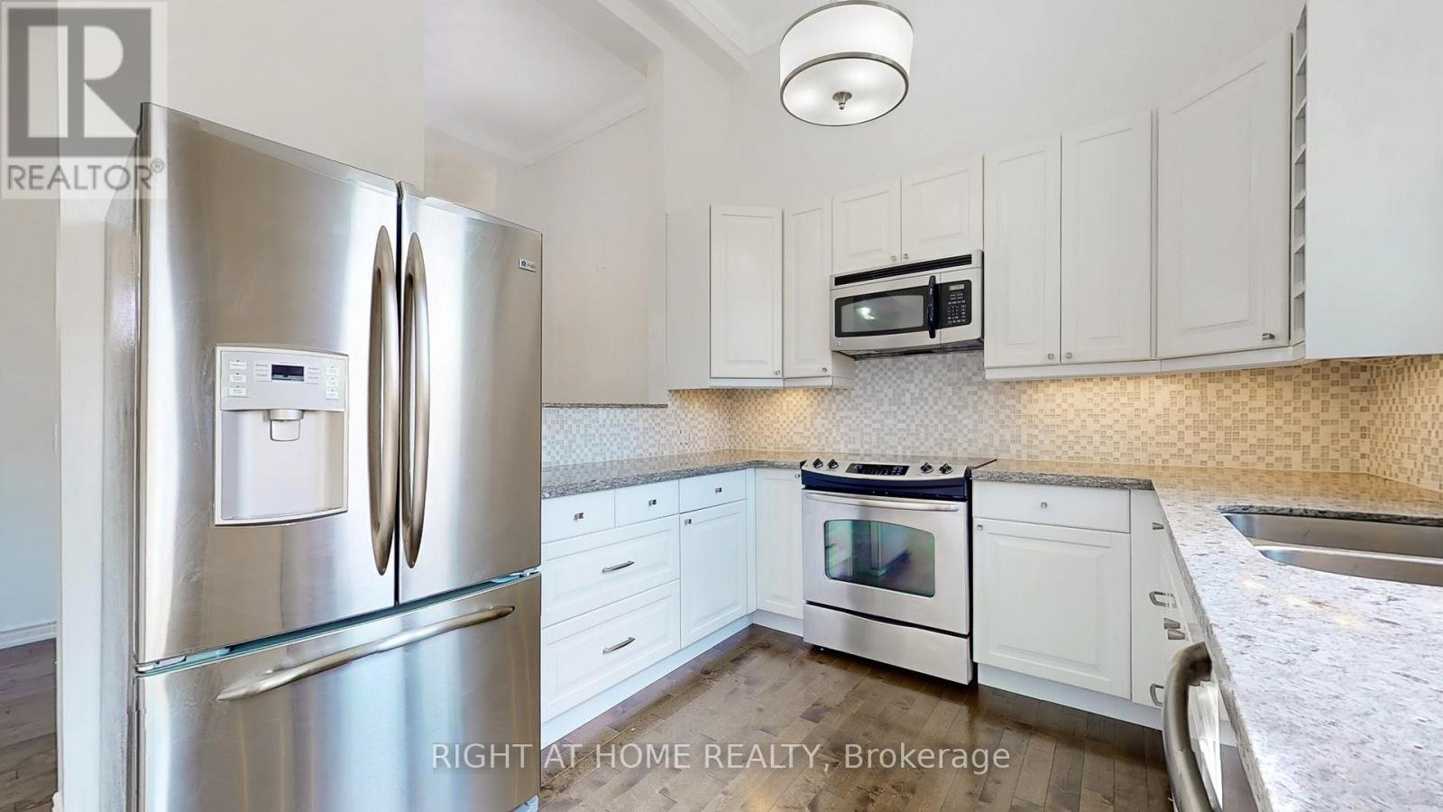 61 - 3360 Council Ring Road, Mississauga (Erin Mills), Ontario  L5L 2E4 - Photo 20 - W12447827
