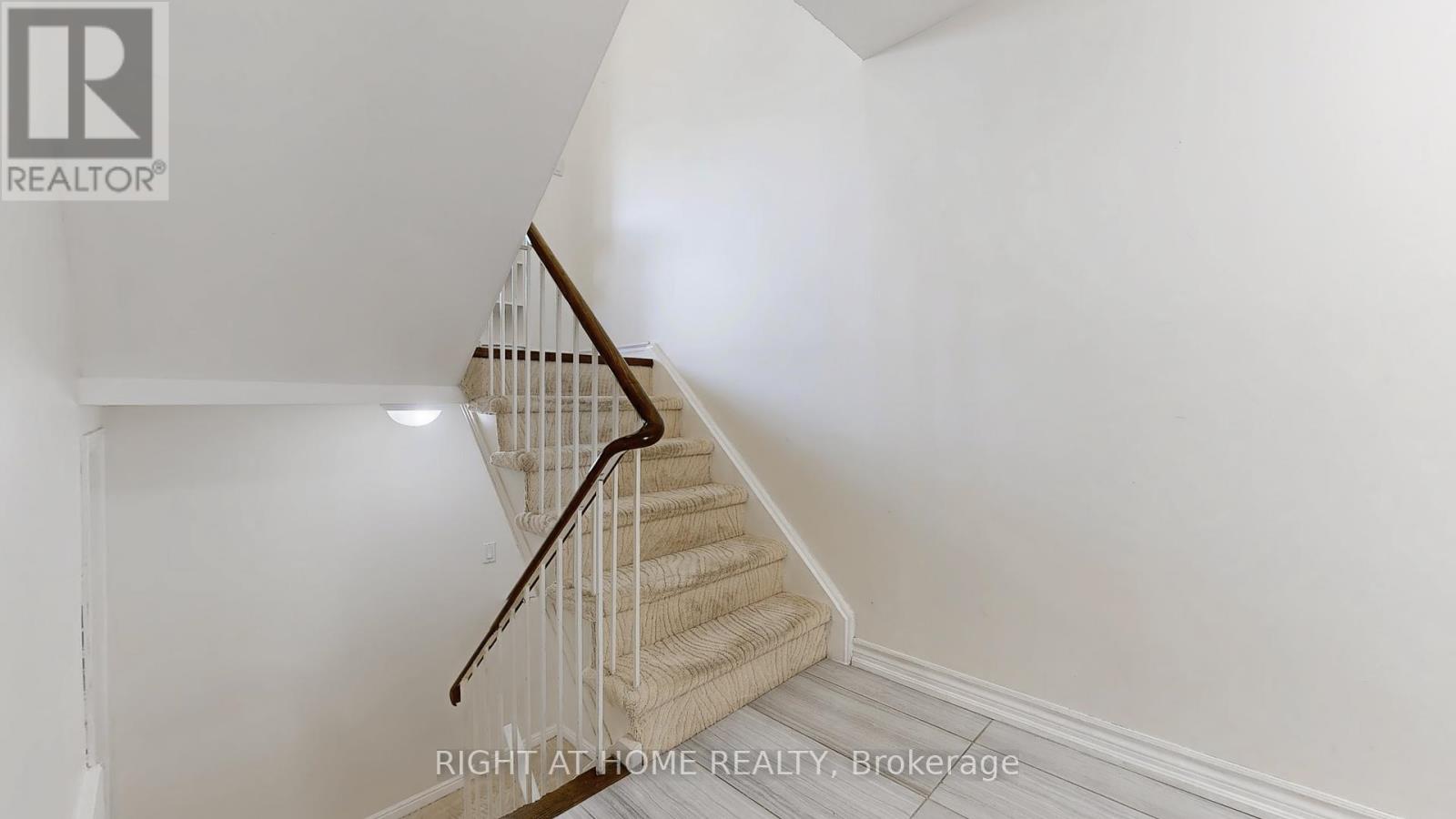 61 - 3360 Council Ring Road, Mississauga (Erin Mills), Ontario  L5L 2E4 - Photo 24 - W12447827