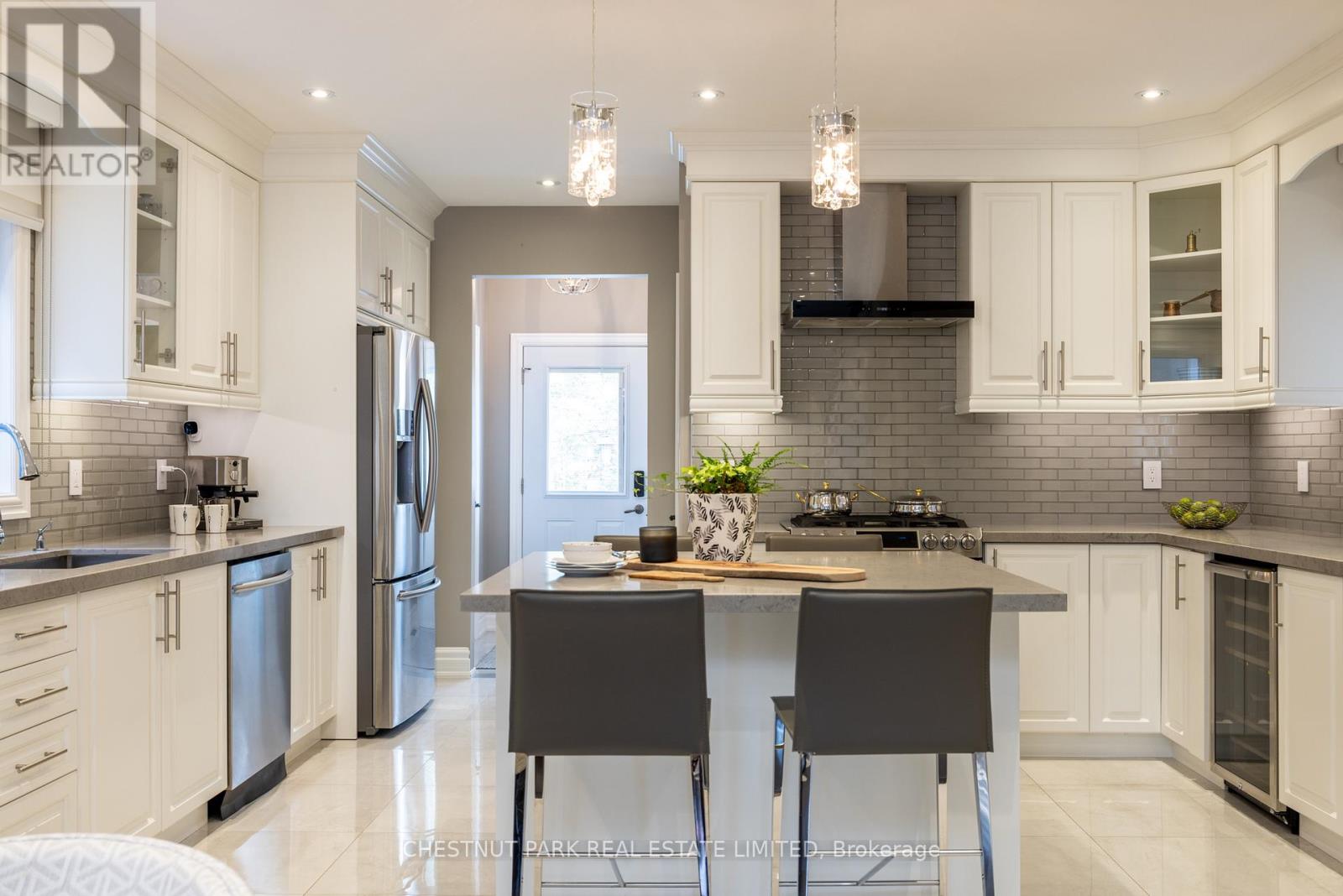 95 Sellers Avenue, Toronto (Corso Italia-Davenport), Ontario  M6E 3T7 - Photo 5 - W12447840