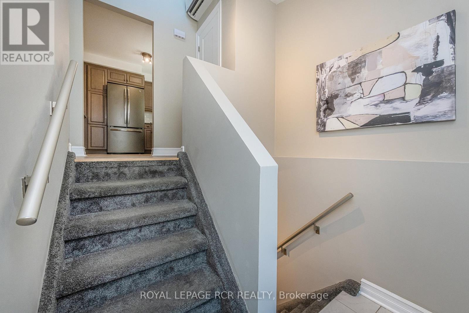 133 Goldgate Crescent, Orangeville, Ontario  L9W 4C2 - Photo 3 - W12447855