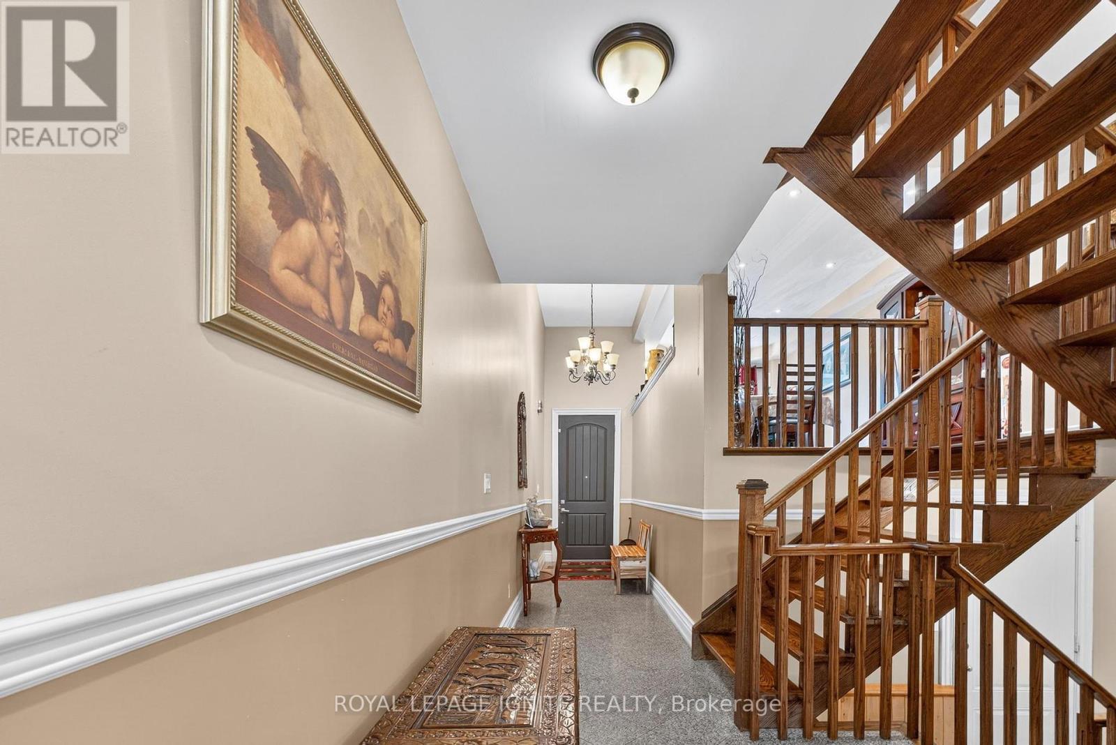 46 Lambton Avenue, Toronto, Ontario  M6N 2S1 - Photo 14 - W12447860